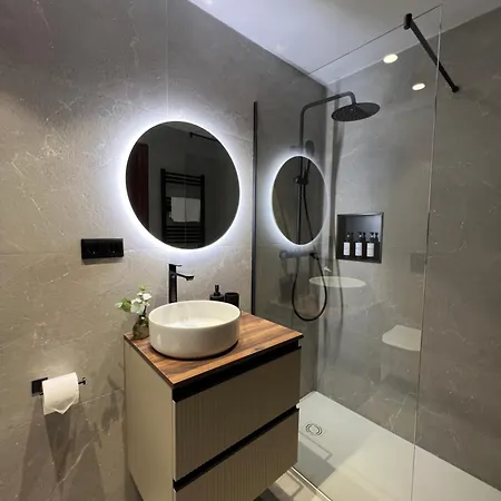 El Ventanal De Pelayo Apartment *